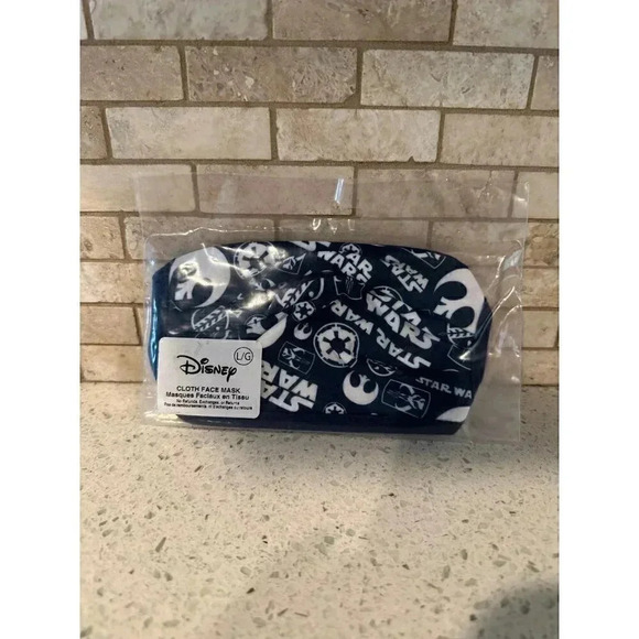 Disney Parks WDW Star Wars Logo Pattern Navy Cloth Face Mask Size LRG SEALED SE - Picture 1 of 2
